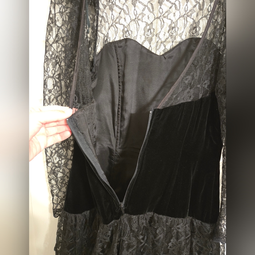 Vintage Steppin Out Black Lace Party Dress NO SIZE TAG - Picture 8 of 11